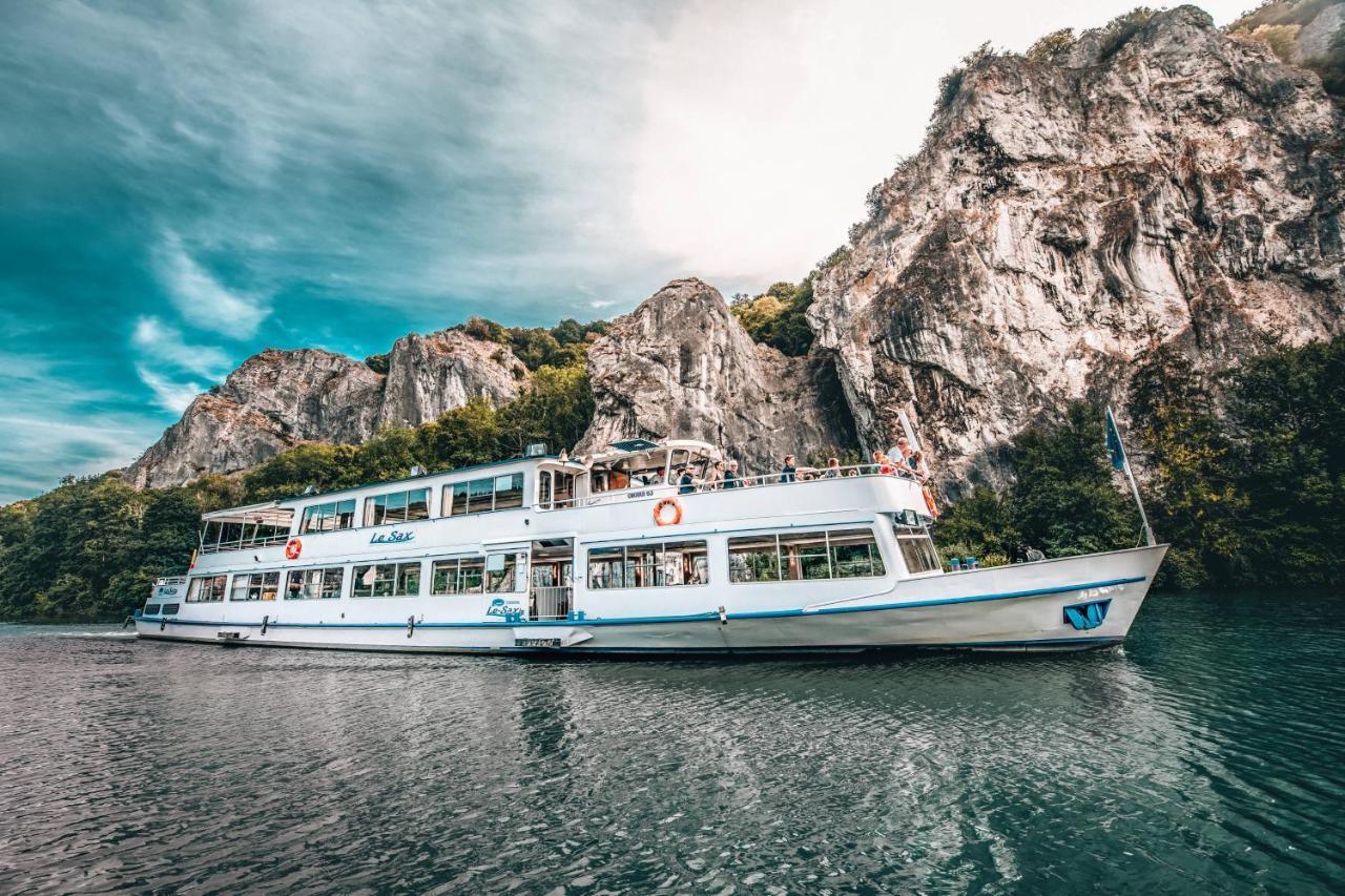 Gite De La Tour - Dinant Evasion Exteriér fotografie